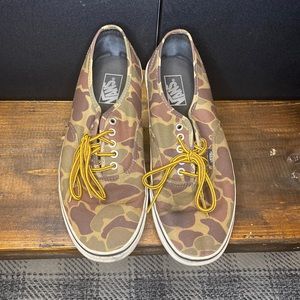 Vans multicolor pattern 10.5